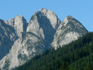 Názov súboru=Donnerkogel03.jpg
Veľkosť súboru=927KB
Veľkosť=1152x864
Dátum pridania=15. Júl 2010 Donnerkogel03.jpg