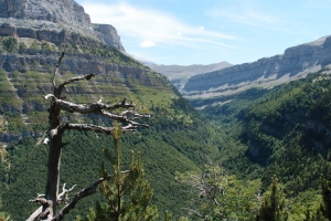 Názov súboru=MontePerdido_13.JPG
Veľkosť súboru=1365KB
Veľkosť=1296x864
Dátum pridania=22. Júl 2012 MontePerdido_13.JPG