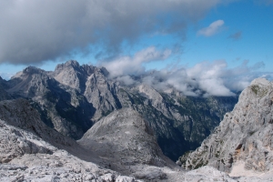 Názov súboru=Triglav14.JPG
Veľkosť súboru=1136KB
Veľkosť=1296x864
Dátum pridania=13. September 2014 Triglav14.JPG
