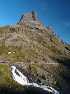 Názov súboru=Trolltinden20.JPG
Veľkosť súboru=707KB
Veľkosť=648x864
Dátum pridania=23. September 2013 Trolltinden20.JPG