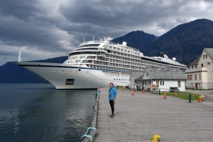 Názov súboru=1D_20220825_133939_Eidfjord_v_rovnomennom_mestecku_orez.jpg
Veľkosť súboru=852KB
Veľkosť=1296x864
Dátum pridania=28. September 2022 1D_20220825_133939_Eidfjord_v_rovnomennom_mestecku_orez.jpg