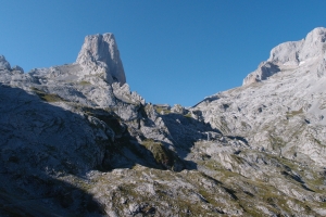 Názov súboru=A_Torre_Cerredo06.JPG
Veľkosť súboru=1246KB
Veľkosť=1296x864
Dátum pridania=07. Október 2021 A_Torre_Cerredo06.JPG